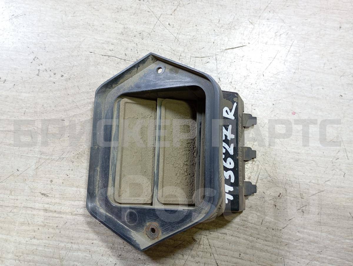 Клапан правый вентиляционный в заднее крыло для Киа Шума 2 поколение 0K2N150810A