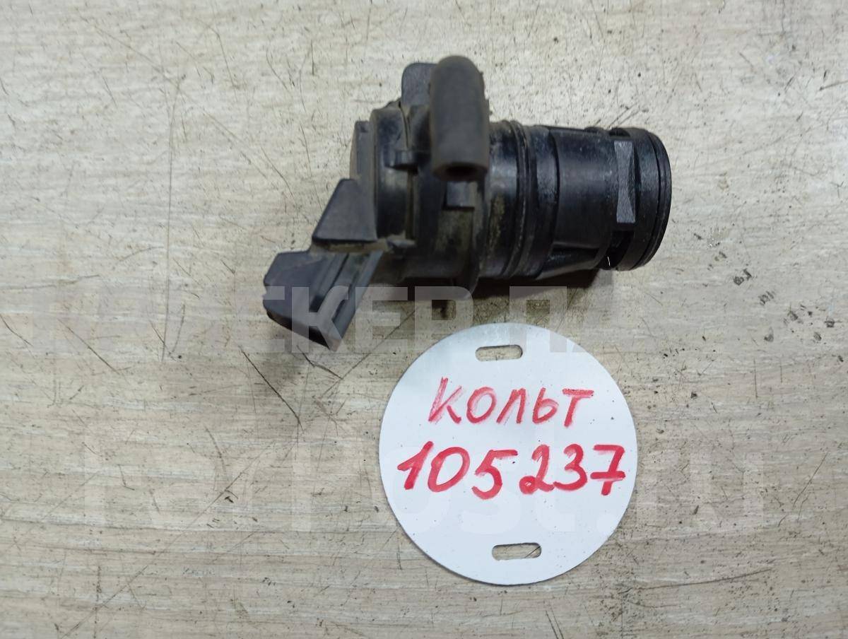 Насос, моторчик бачка омывателя на Митсубиси Кольт VI (Z20) MN117839