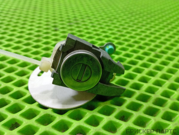 Личинка замка передней правой двери для Мазда 3 2 (BL)