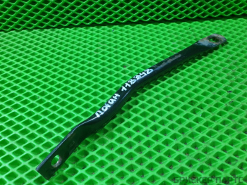 Кронштейн переднего подрамника правый для Рено Сандеро 1 поколение