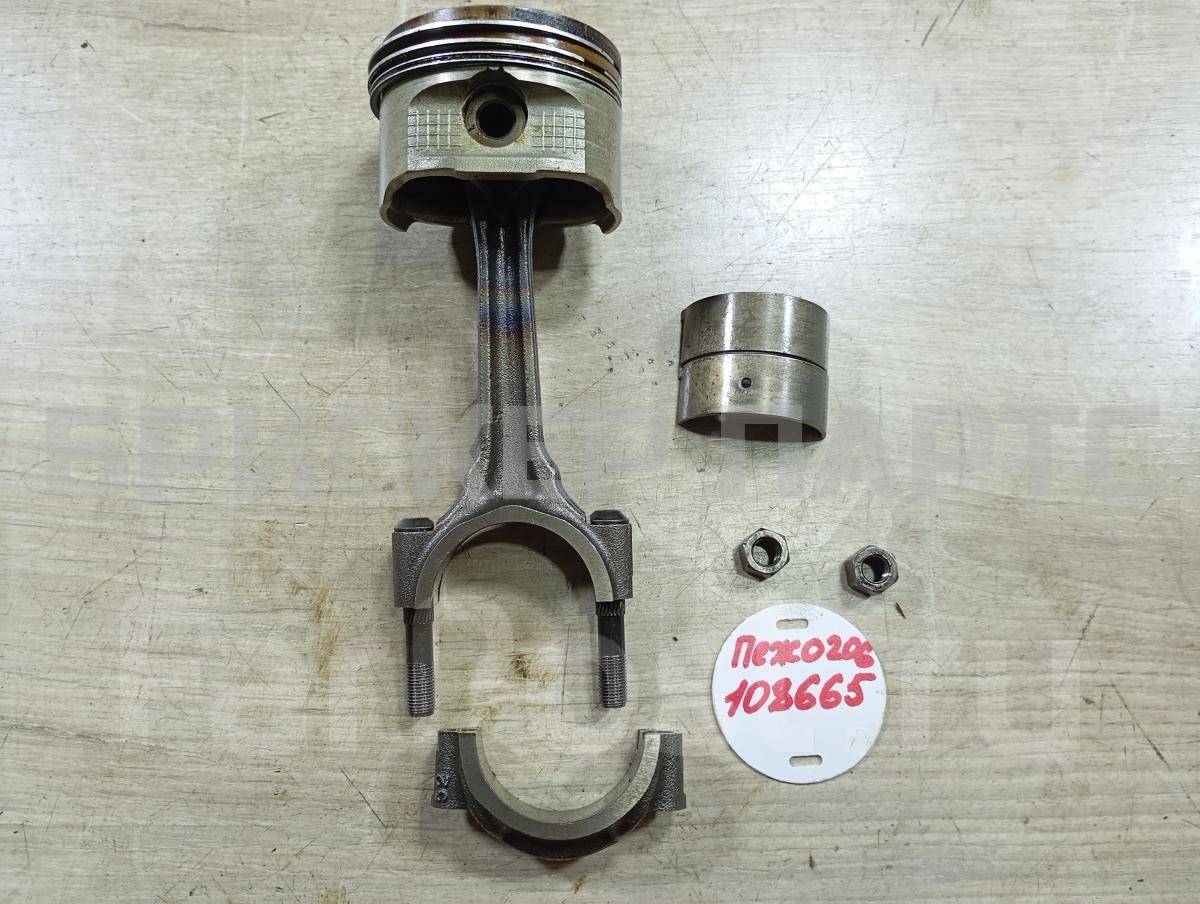 Поршень с шатуном на Пежо 206