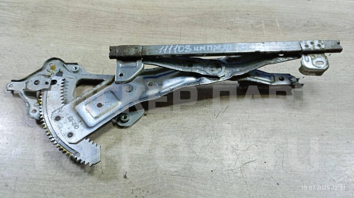 Стеклоподъемник электрический правый задний на Субару Импреза 2 поколение (GG,GD /G11) 62222FE000