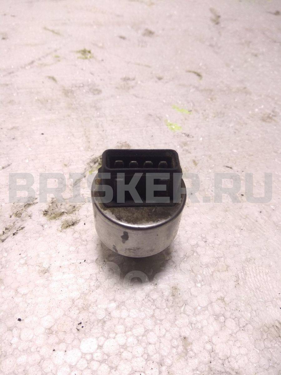 Датчик давления кондиционера на Опель Омега 2 поколение (B1)