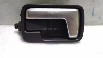 Ручка открывания двери передней правой (внутренняя) на Ленд Ровер Дискавери 3 поколение FVC500380WWE