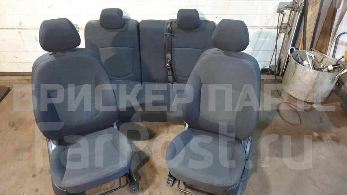 Салон комплект (сиденья передние + задние) на Хендай Солярис 1рестайлинг 881004L071SCE