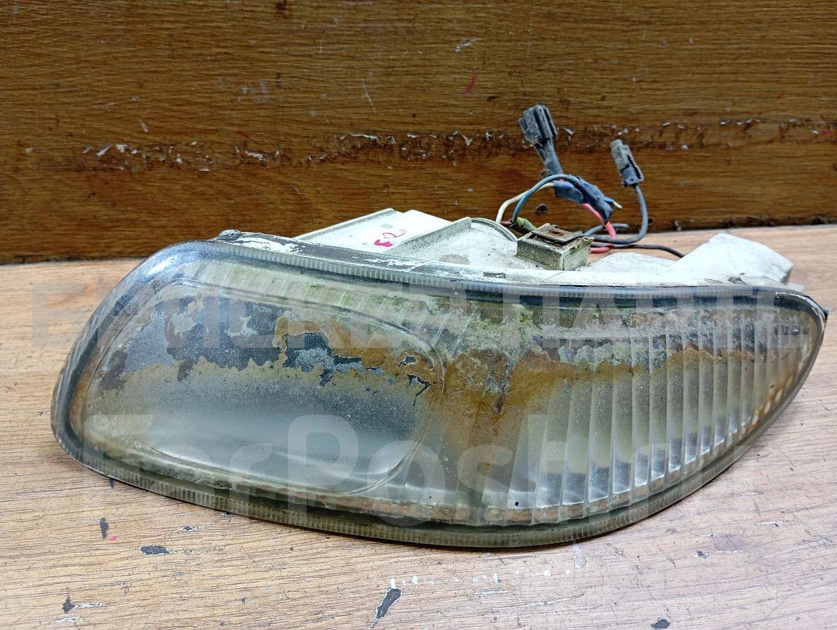 Противотуманная фара правая на Ниссан Максима 5 поколение A33 261505Y126