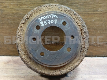 Тормозной барабан задний на Хендай Аванте III cерия XD2 рестайлинг 5841117200
