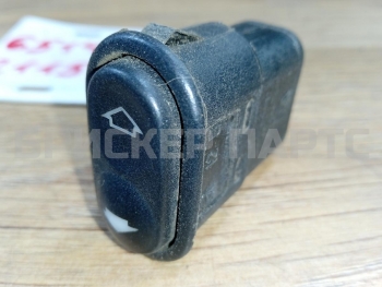 Кнопка стеклоподъемника на ВАЗ 2113-15
