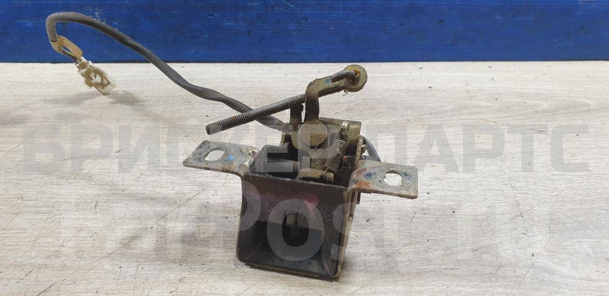 Замок багажника на Мазда Трибьют 1 серия EP EC01623A0E