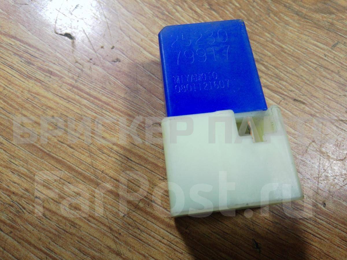 Реле-регулятор напряжения на Инфинити G 3 поколение V35 25230799177