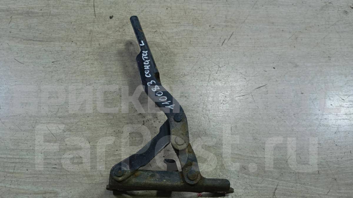 Петля капота левая для Хендай Соната 4 поколение (EF) 791103D000