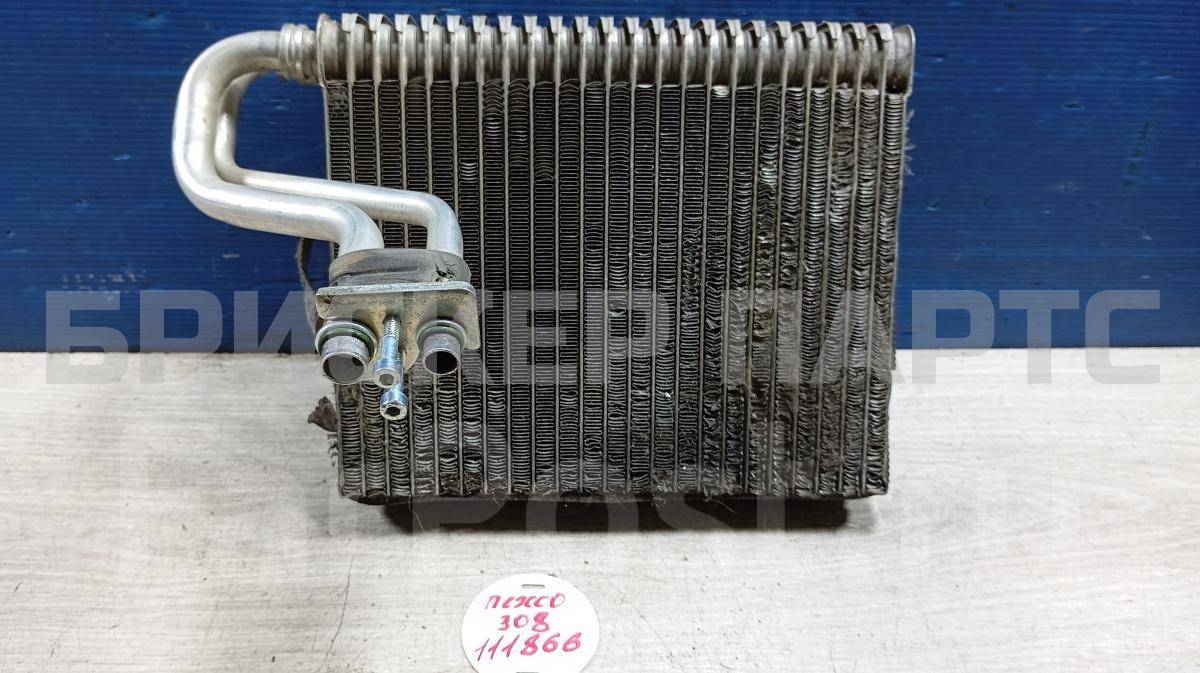 Испаритель (Радиатор салонный) кондиционера на Пежо 308 1623243080