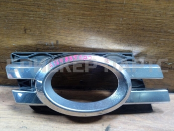 Накладка ПТФ правая на Mercedes (Мерседес) M-класс W164 (ML)