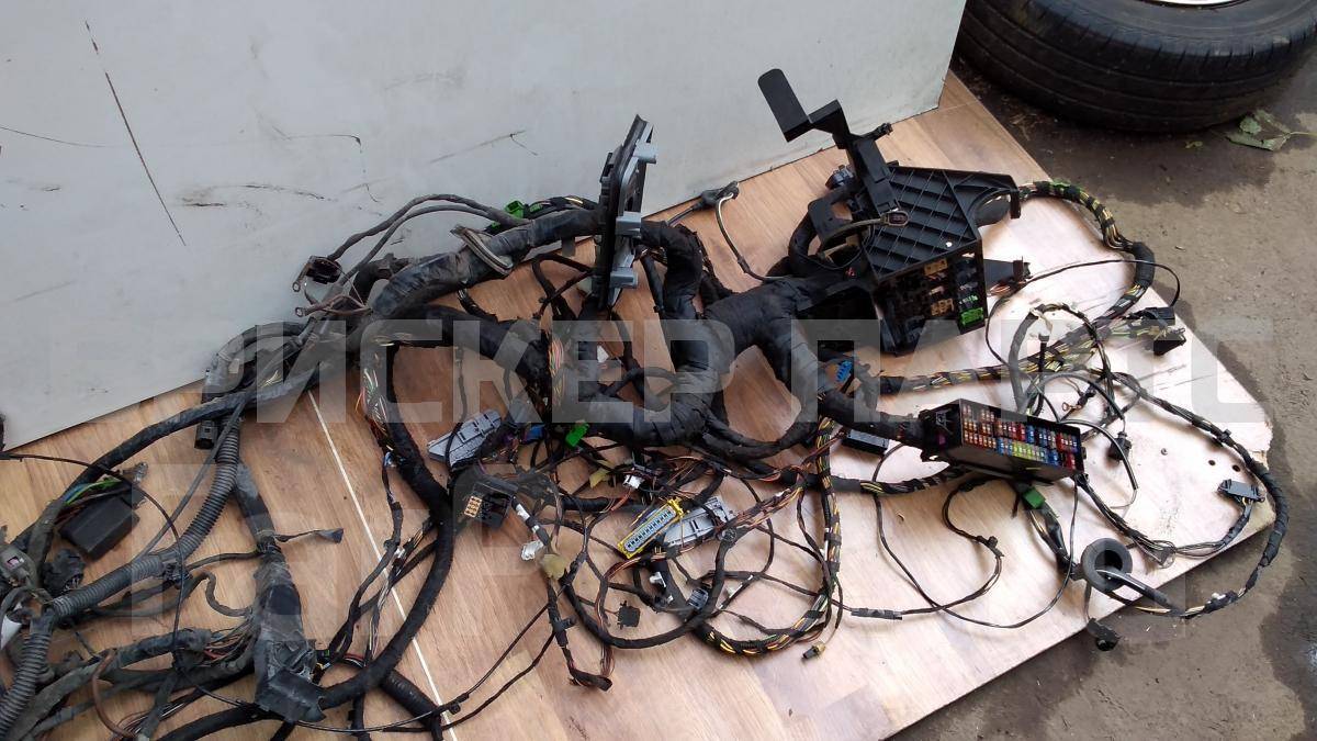 Проводка (коса)  в сборе на Фольксваген Поло 5 поколение Mk5 6R1 036971612CR