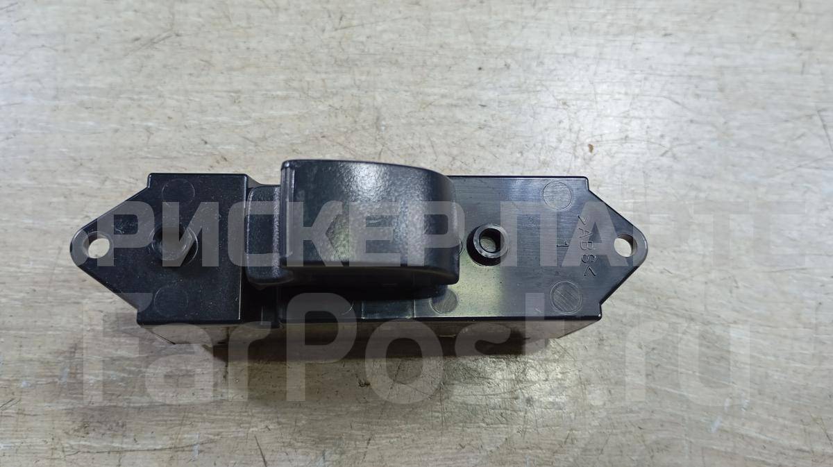 Кнопка, клавиша стеклоподъемника передняя правая для Митсубиси Лансер 10 поколение (CX,CY) 8608A065