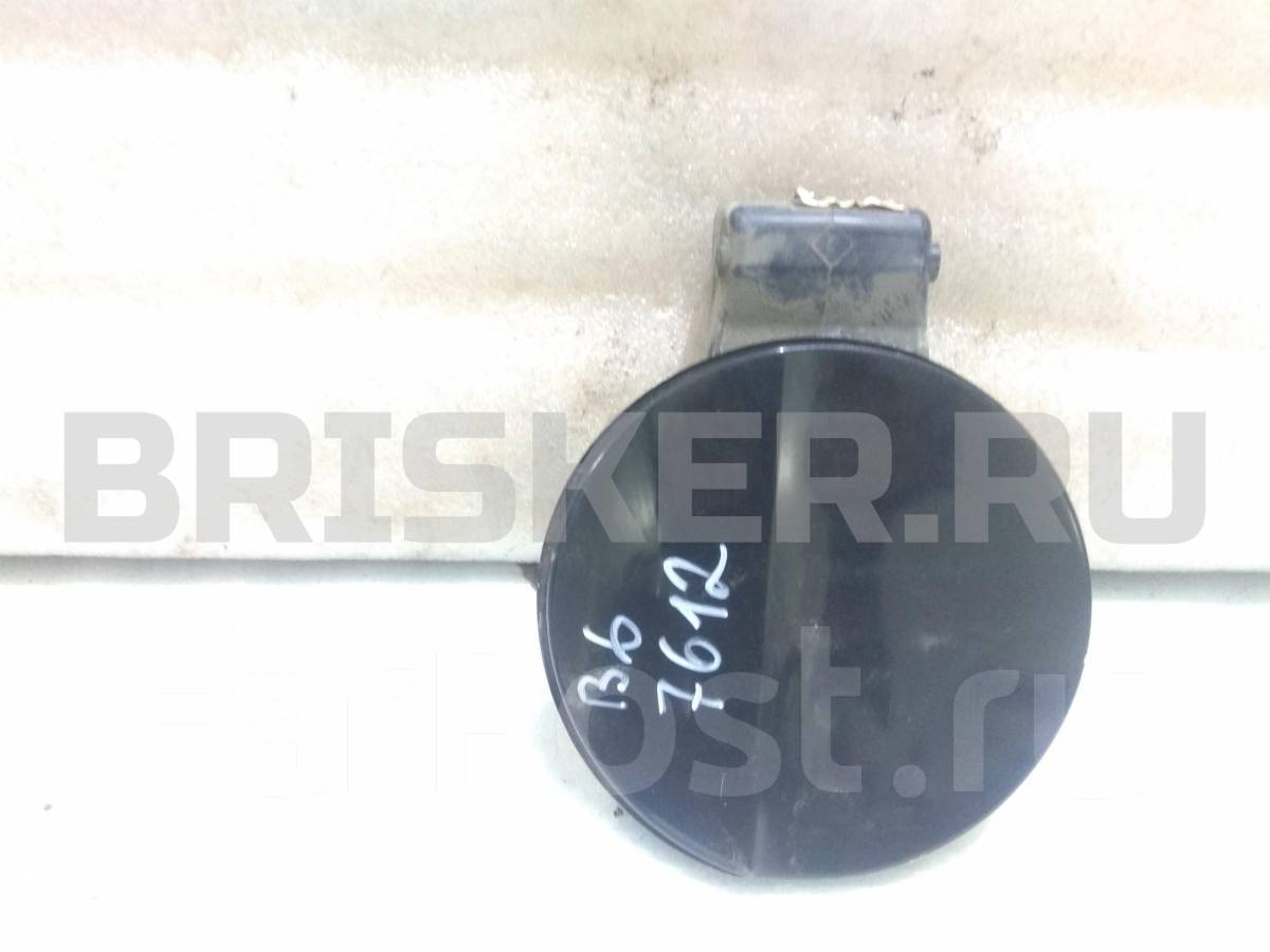 Лючок бензобака на Фольксваген Пассат Б6 3C5809857A