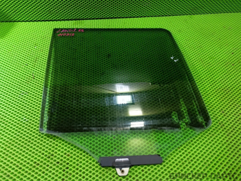 Стекло двери задней правой (боковое, опускное) для Ленд Ровер Фрилендер I поколение рестайлинг CVB103020