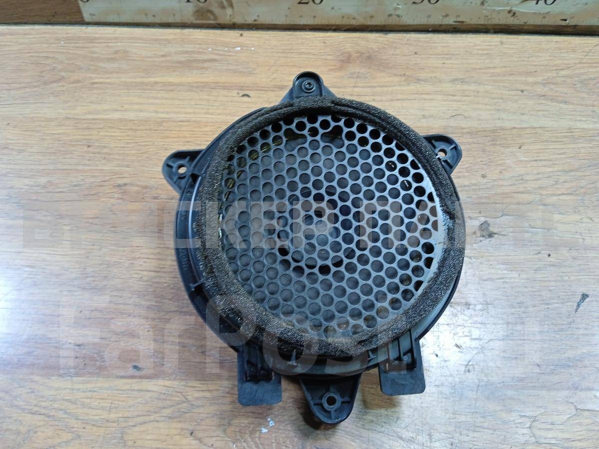 Динамик правый задний на Крайслер  1 поколение CS 04685967AD