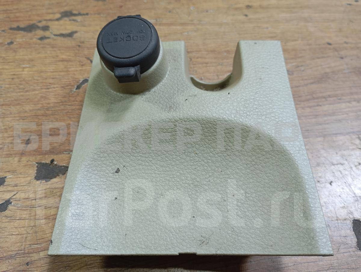 Накладка центрального тоннеля на Ниссан Тиида 1 поколение C11 96912EL06A