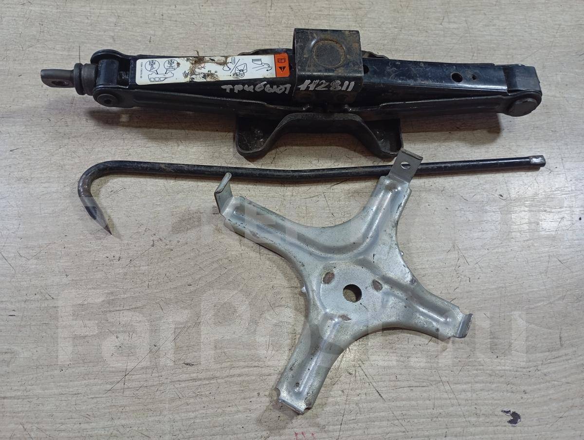 Домкрат для Мазда Трибьют 1 серия EP EC0137790C