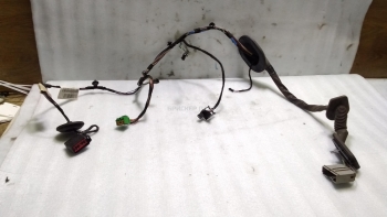 Проводка (коса) задней левой двери на Ленд Ровер Дискавери 3 поколение YMM503140