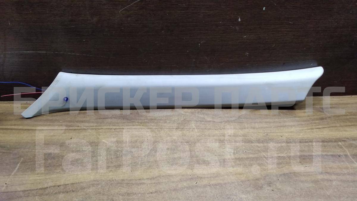 Накладка стойки (облицовка) лобового стекла левая на ВАЗ Лада Приора 2170, 2171, 2172 21705402115