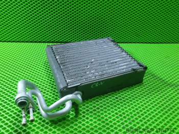 Испаритель (Радиатор салонный) кондиционера для Хонда CR-V 2 (RD5) 80215-S5J-M01