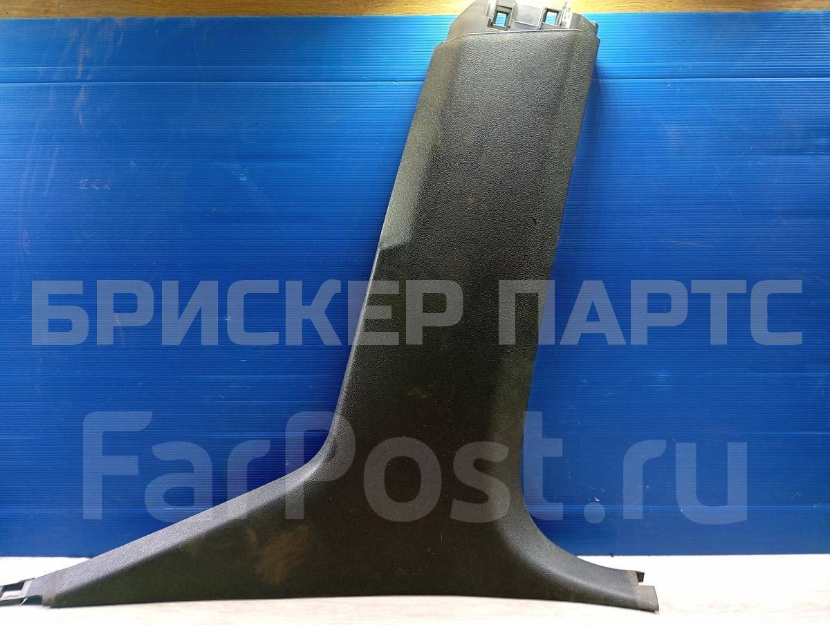 Облицовка стойки центральной правой на Пежо 408 I 9675973677