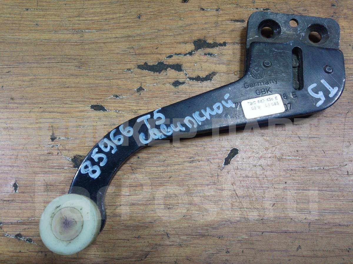 Ролик сдвижной двери на Фольксваген Транспортер Т5 7H0843436E