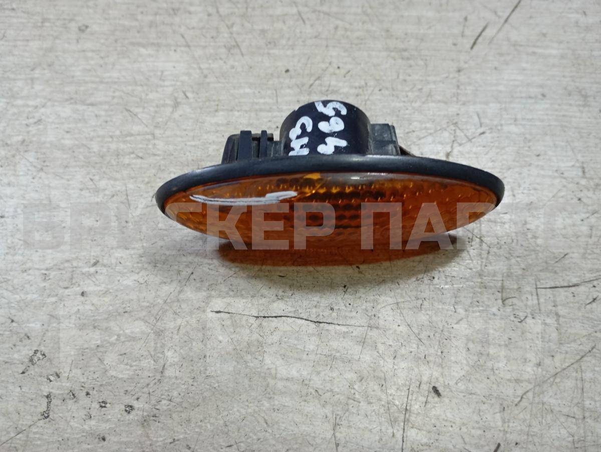 Указатель поворота правый желтый для Киа Спектра 1 поколение SD 0K21G51130A