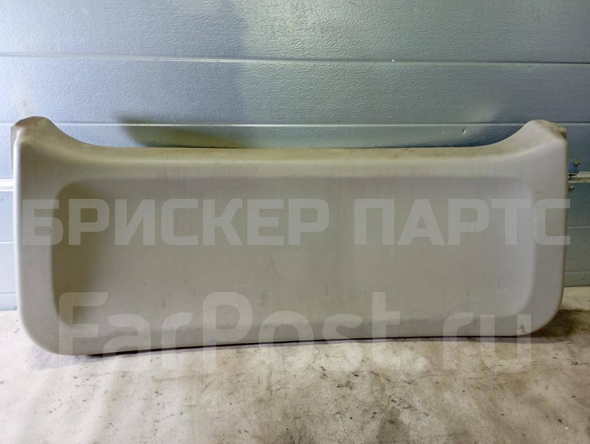 Накладка двери (крышки) багажника на Митсубиси Кольт 6 поколение (Z20) MR951227