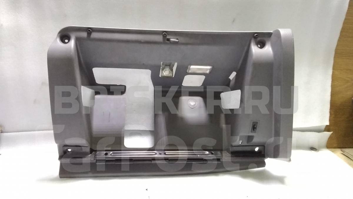 Накладка под торпедо правая на Киа Маджентис 1 поколение