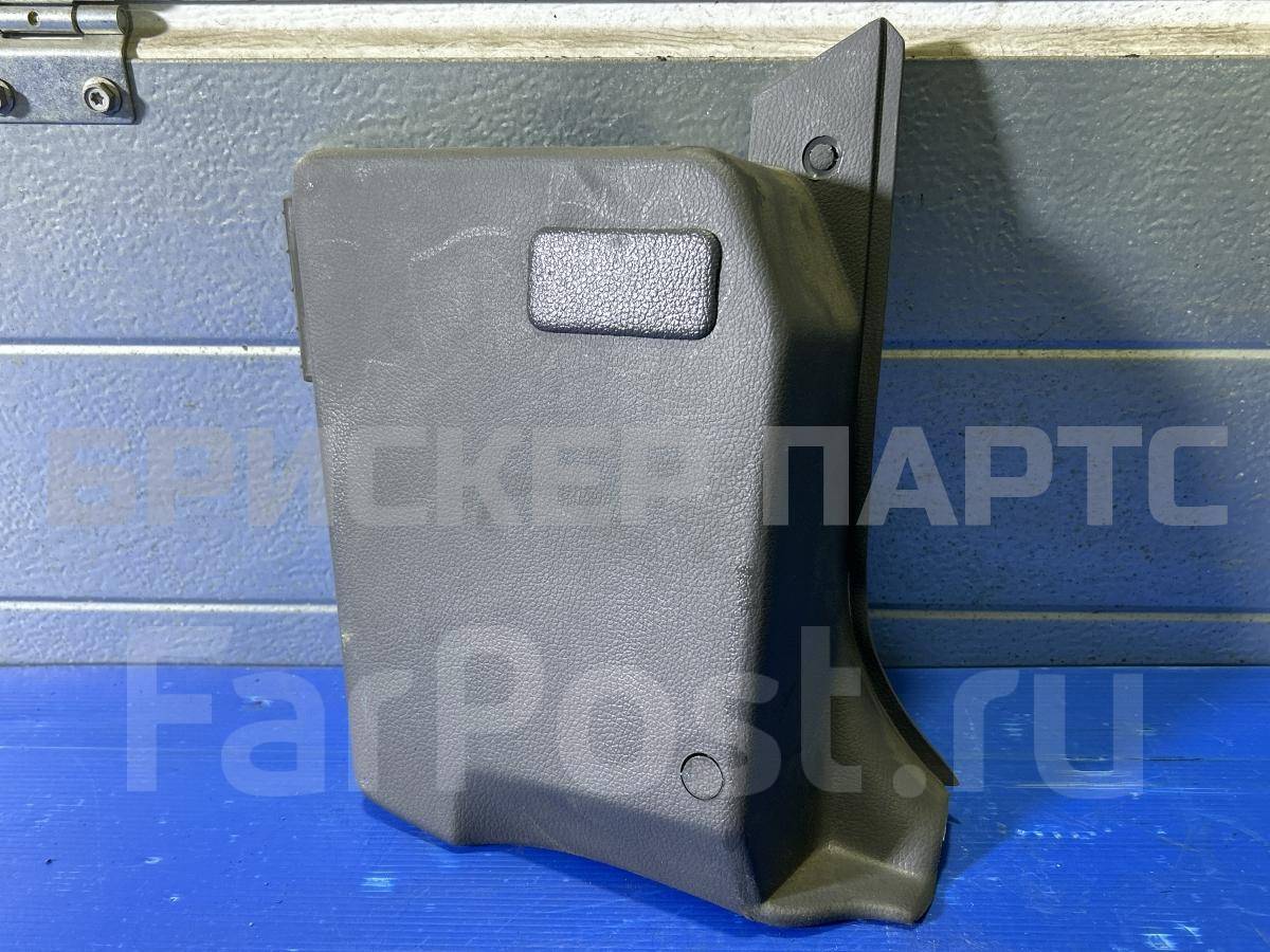 Облицовка передней правой стойки нижняя на Дэу Нексия Первое поколение N100 96163464