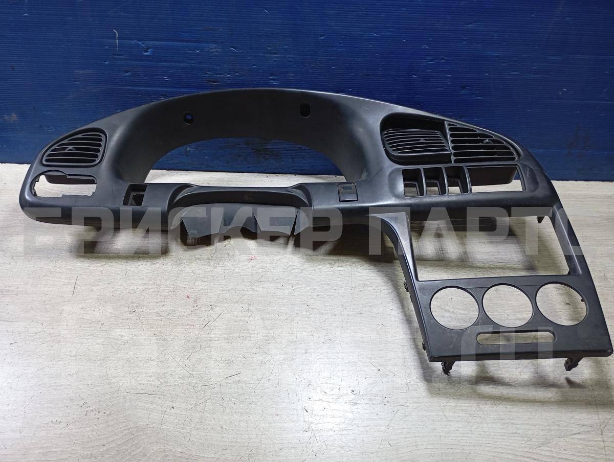 Накладка щитка (облицовка панели, комбинации) приборов для Киа Шума 2 поколение 0K2N15542002