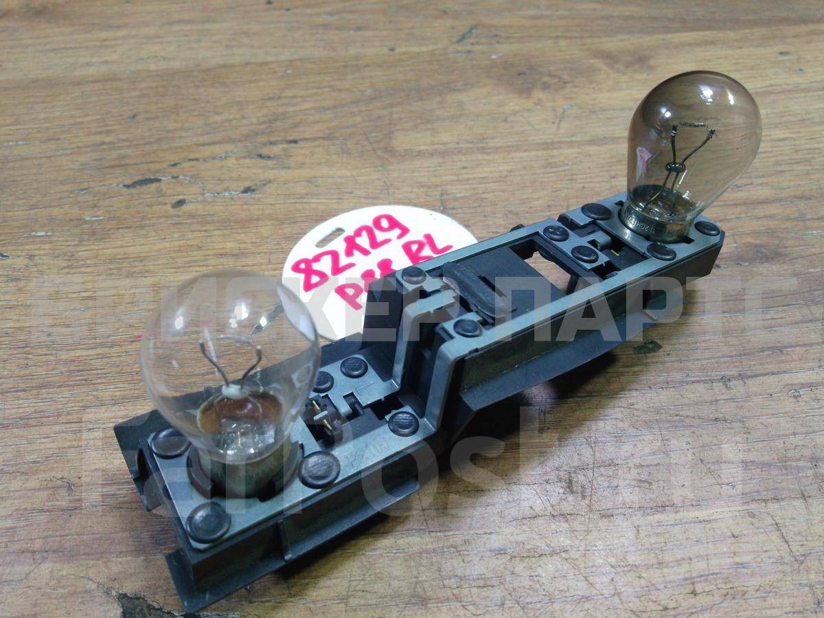 Плата заднего фонаря для Ниссан Примера P11, W11 265568F810