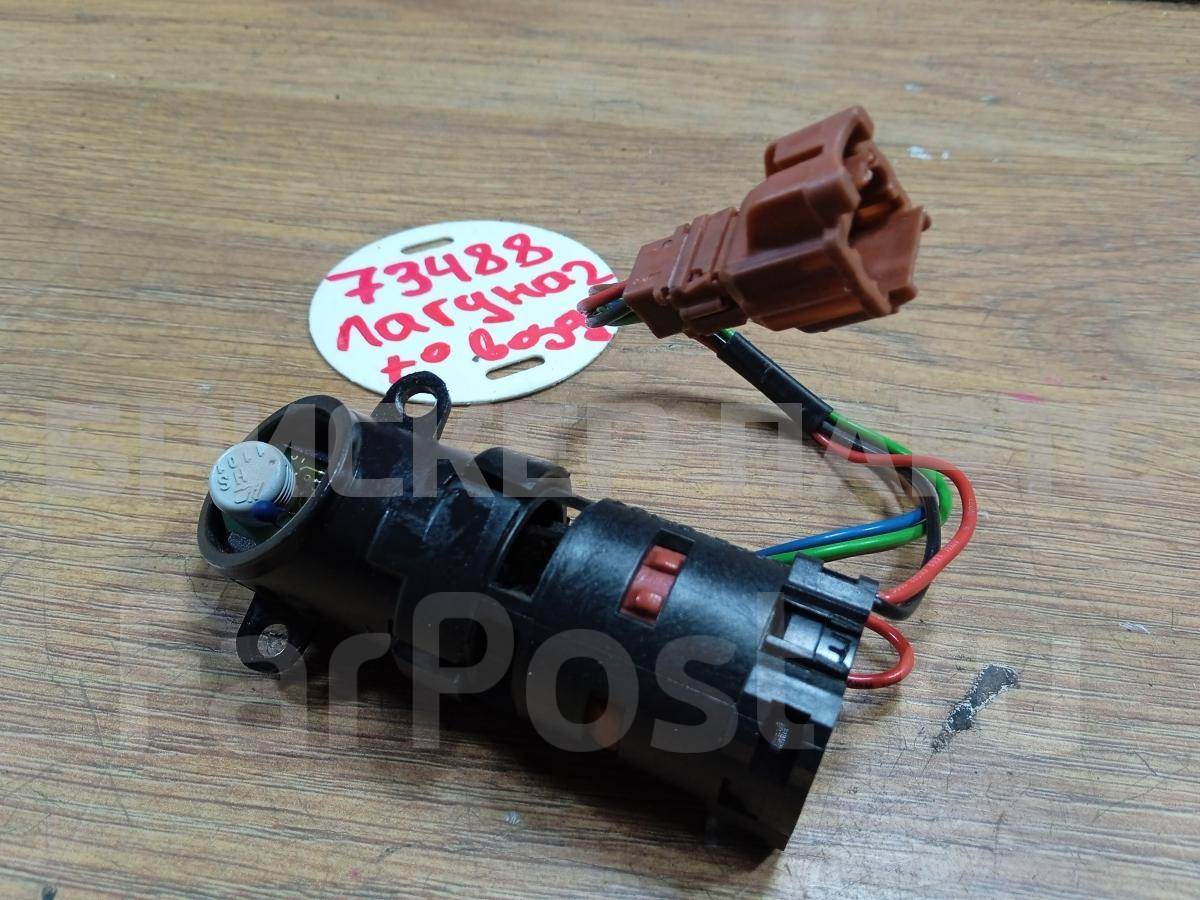 Датчик температуры воздуха в салоне на Рено Лагуна 2 поколение 8200059657