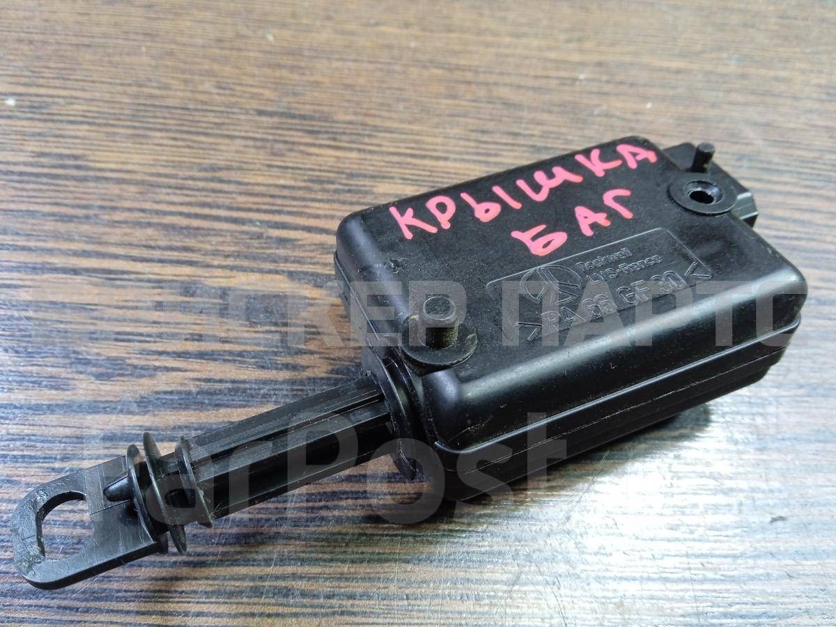 Активатор замка багажника на Рено Клио / Симбол Симбол II 7701039565