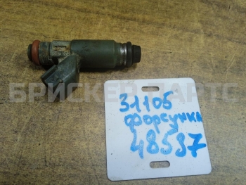Форсунка бензиновая на ГАЗ 31105 Волга  53013656AA