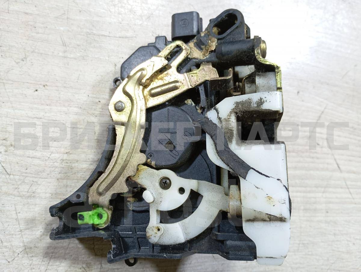 Замок двери задней левой для Митсубиси Грандис MN145875