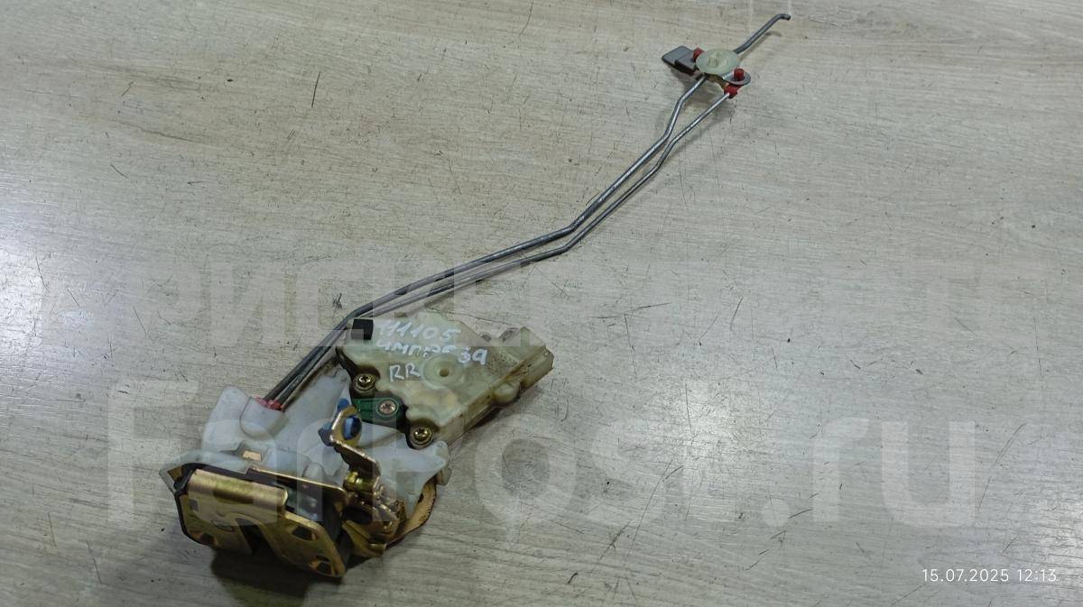 Замок двери задней правой для Субару Импреза 2 поколение (GG,GD /G11) 61100FE040
