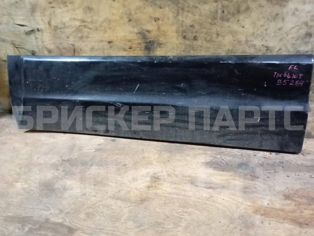 Молдинг передней левой двери на Мазда Трибьют 1 поколение EP EC0351RD0F90