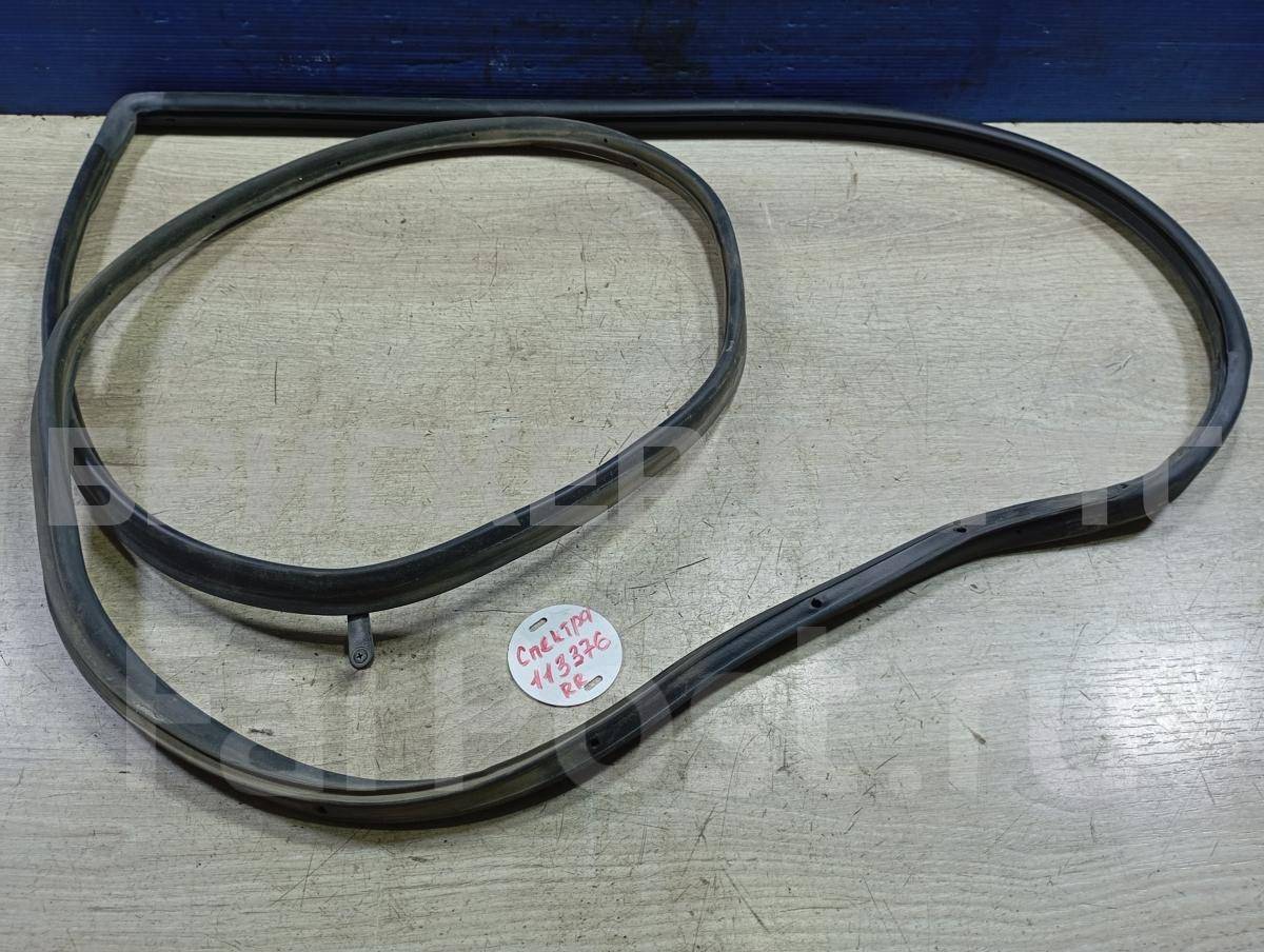 Уплотнитель двери задней правой для Киа Шума 2 поколение 0K2A172770A