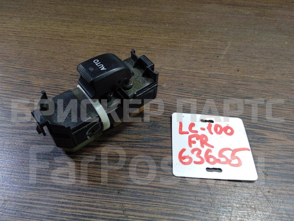 Кнопка блокировки стеклоподъёмников на Тойота Лэнд Крузер 100 8403060060