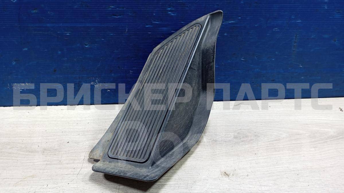 Площадка для отдыха ноги на Мазда Трибьют 1 серия EP YL843N328