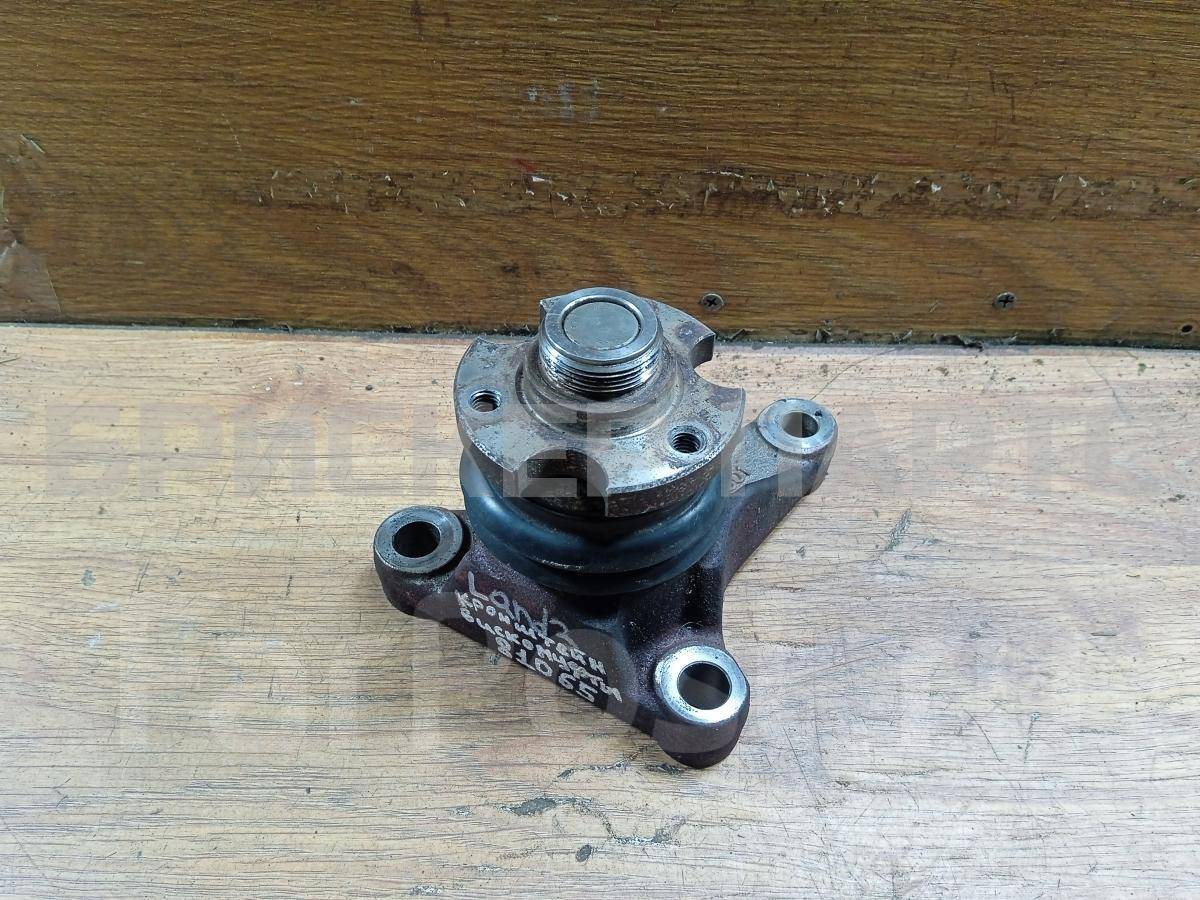 Кронштейн крепления вискомуфты вентилятора охлаждения двигателя для Ленд Ровер Рендж Ровер Спорт Спорт 1 поколение