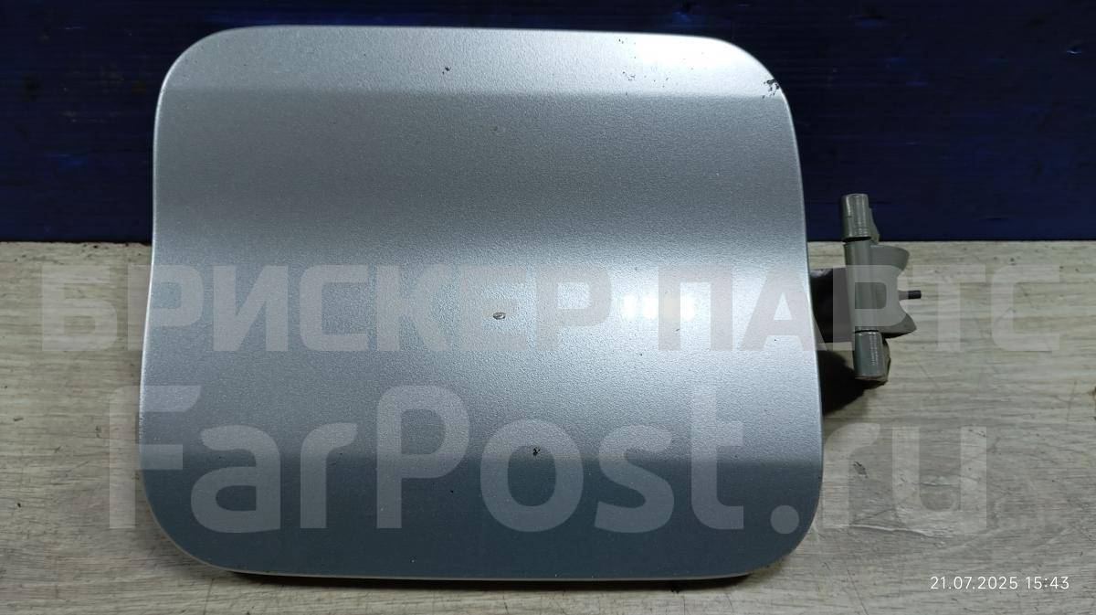 Лючок бензобака (дверца, крышка люка топливного бака) на Субару Импреза 2 поколение (GG,GD /G11) 57601FE010