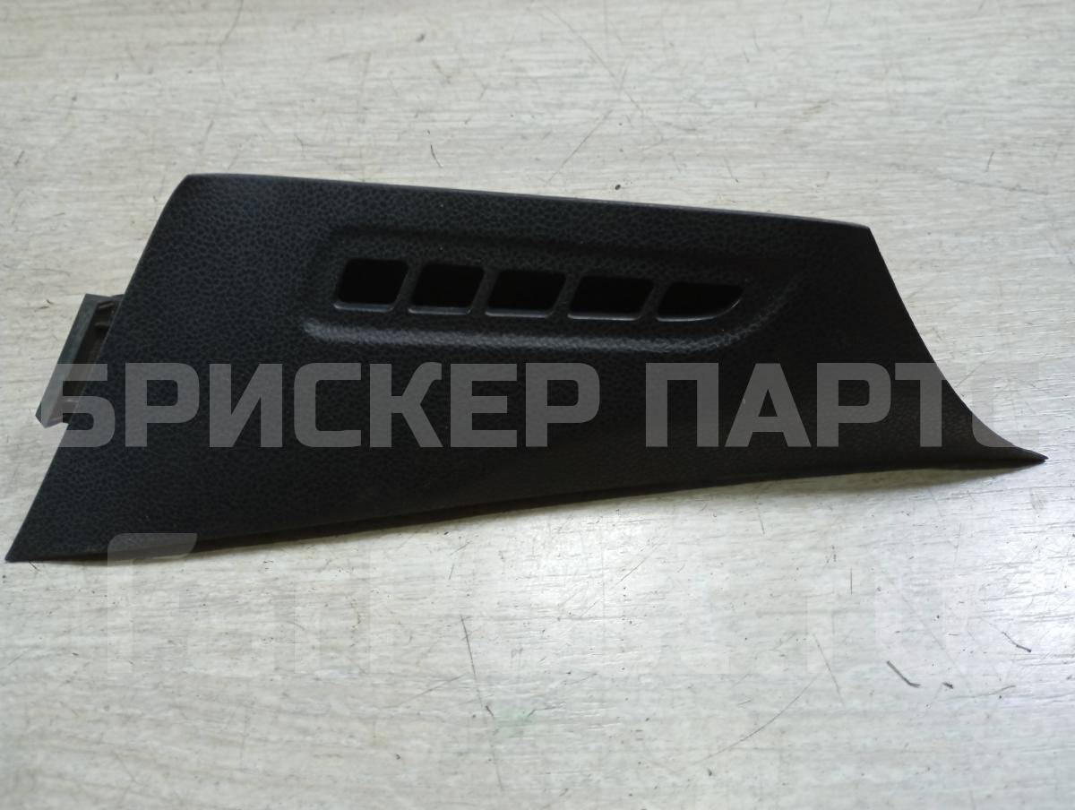 Накладка стойки (облицовка) лобового стекла правая на Хонда Сивик VIII 4D 77104-SNA-A001-20