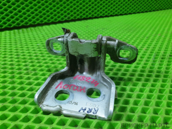 Петля двери задней правой нижняя для Рено Дастер 1 поколение HS