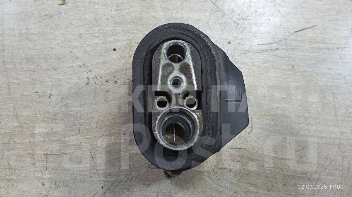 Клапан кондиционера ТРВ (TRW) на Субару Импреза 2 поколение (GG,GD /G11) 73531FE000