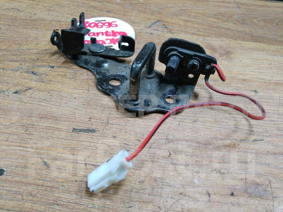 Ответная часть замка багажника для Хендай Акцент 2 поколение ТагАЗ 8122029000